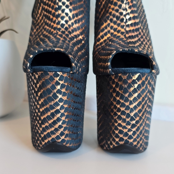 NWOB Hella Heels Khaleesi Open Toe Corset Boot 8" Heel Metallic Faux Suede - Picture 5 of 12